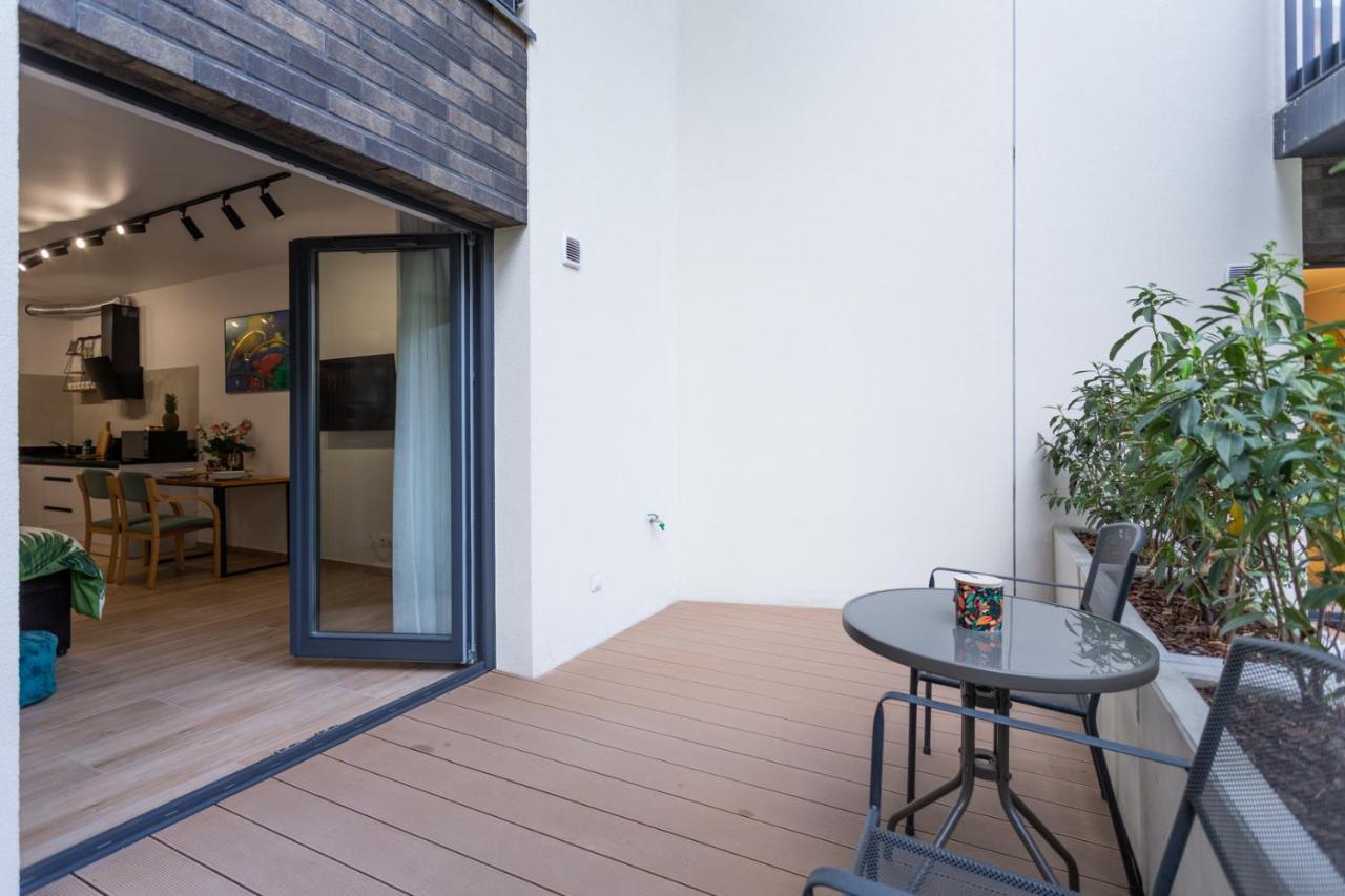 Luxurycity Apartment With Terrace فروتسواف المظهر الخارجي الصورة