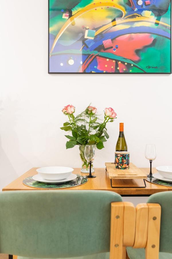 Luxurycity Apartment With Terrace فروتسواف المظهر الخارجي الصورة