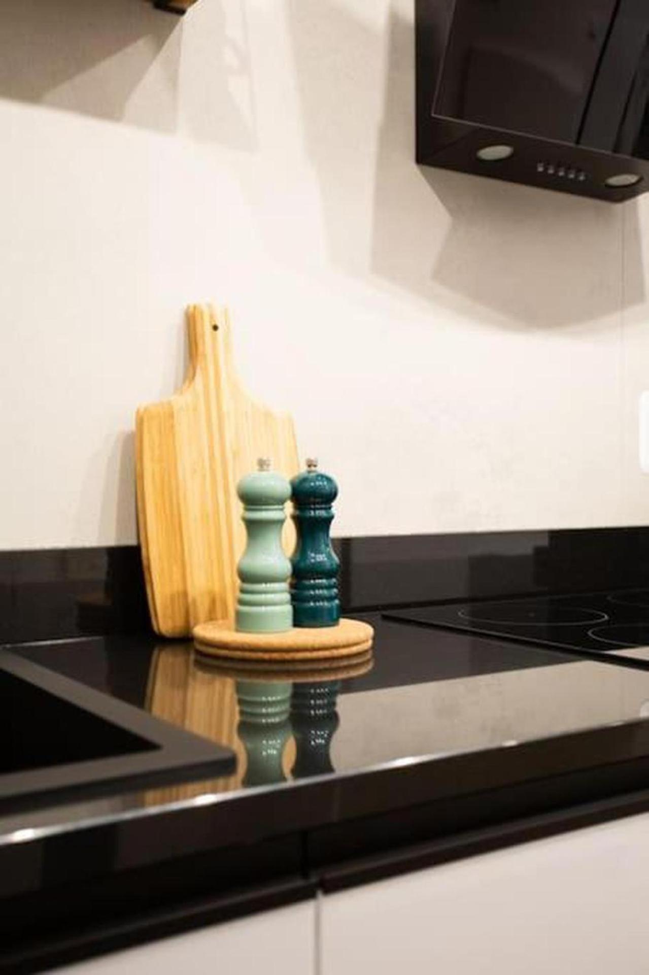 Luxurycity Apartment With Terrace فروتسواف المظهر الخارجي الصورة